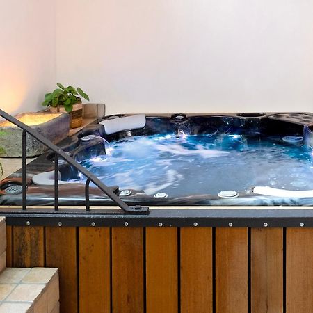 Suite & Spa A La Ferme 1802 Sainghin-en-Melantois Luaran gambar