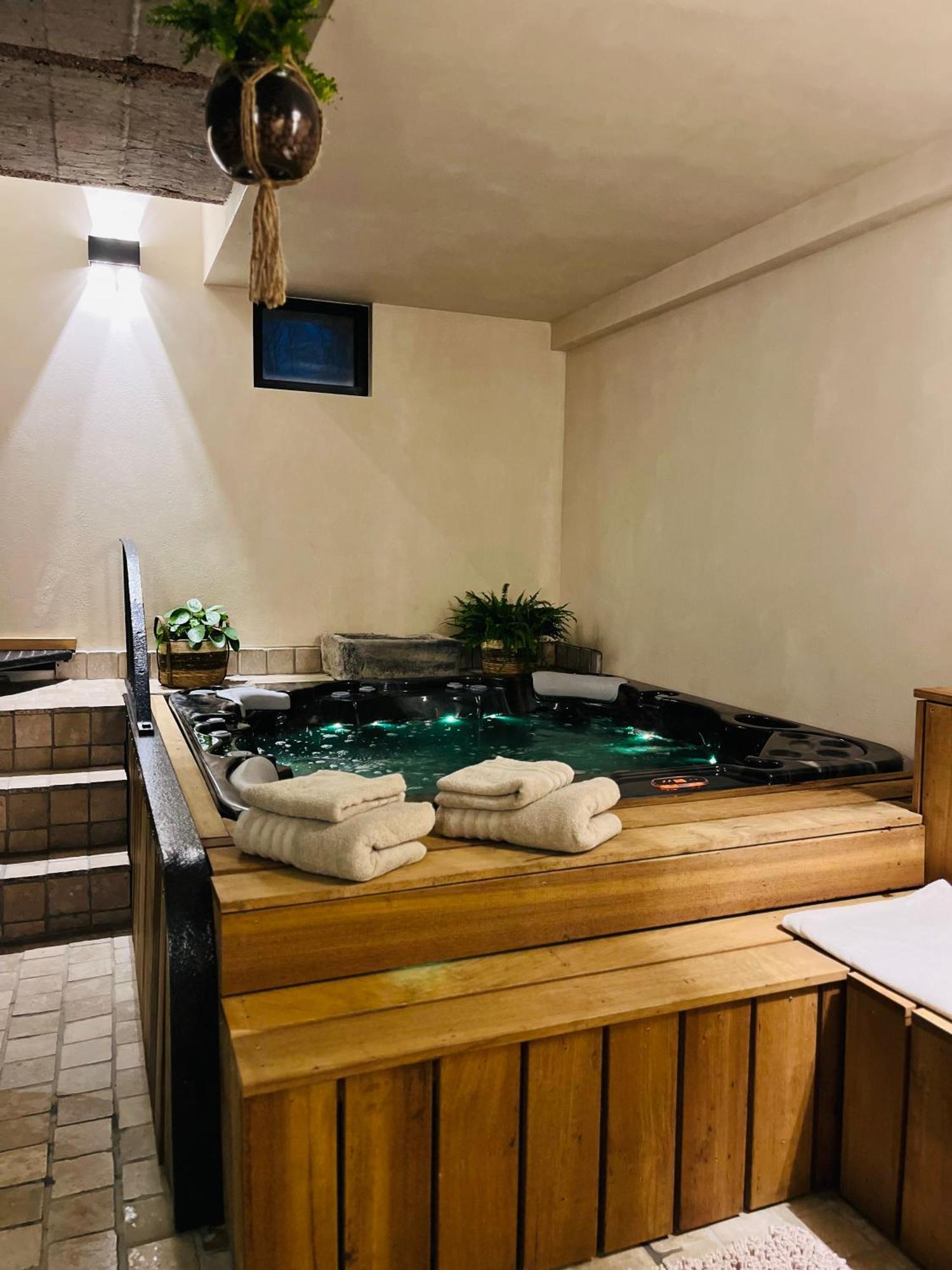 Suite & Spa A La Ferme 1802 Sainghin-en-Melantois Luaran gambar